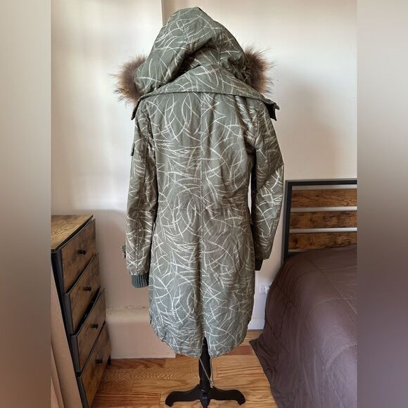 Marco Del Forte REAL FOX FUR Parka
Mona Lisa Abstract Green Made in Italy
S - M - Picture 9 of 16